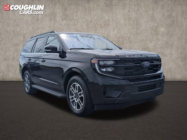 Used 2025 Ford Expedition Active AWD/4WD image 1