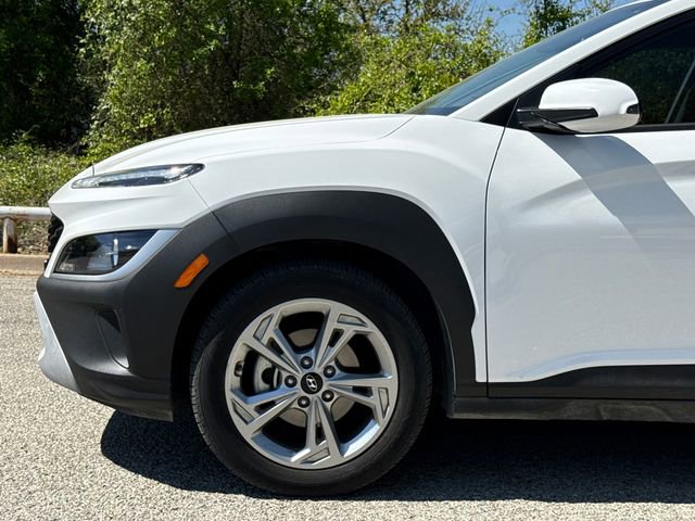 Used 2023 Hyundai Kona SEL FWD image 5