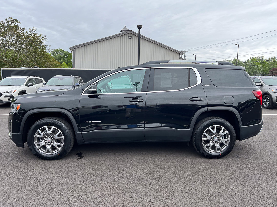 Used 2021 GMC Acadia SLT FWD image 2