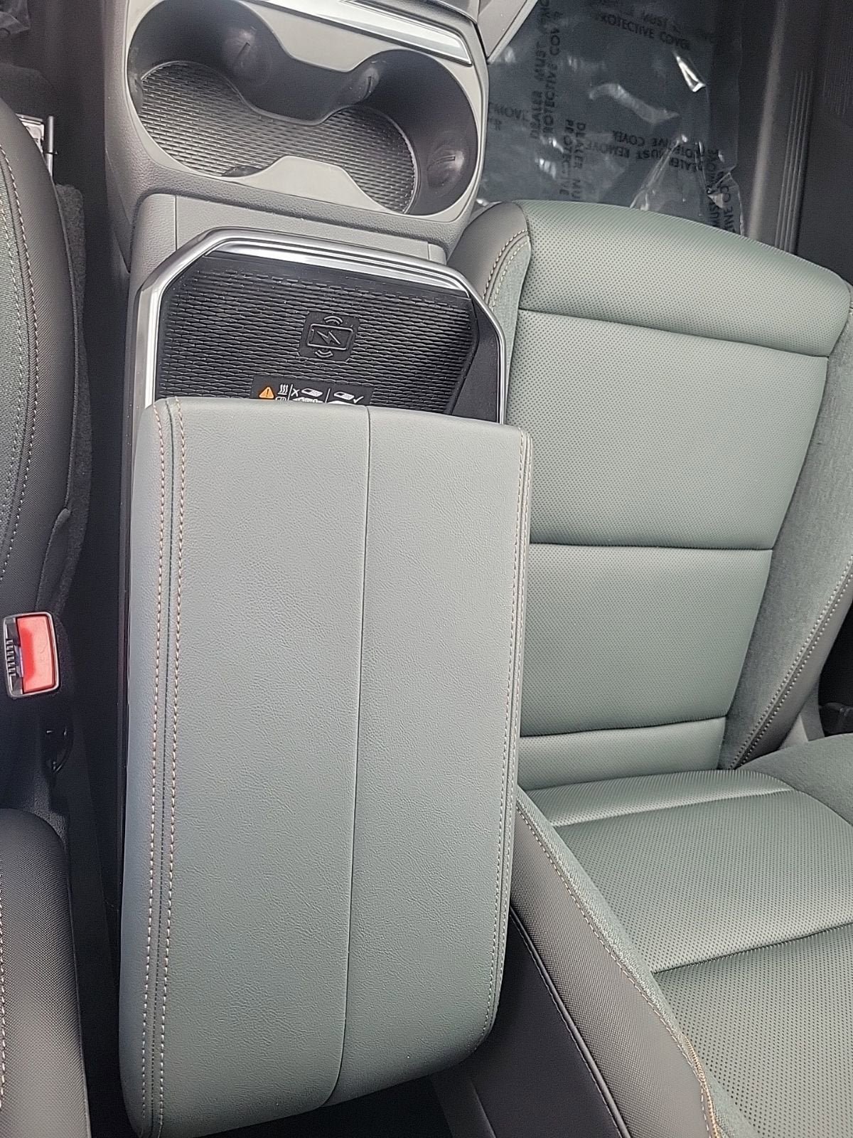 New 2026 GMC Terrain AT4 w/ Convenience Package III AWD/4WD image 16