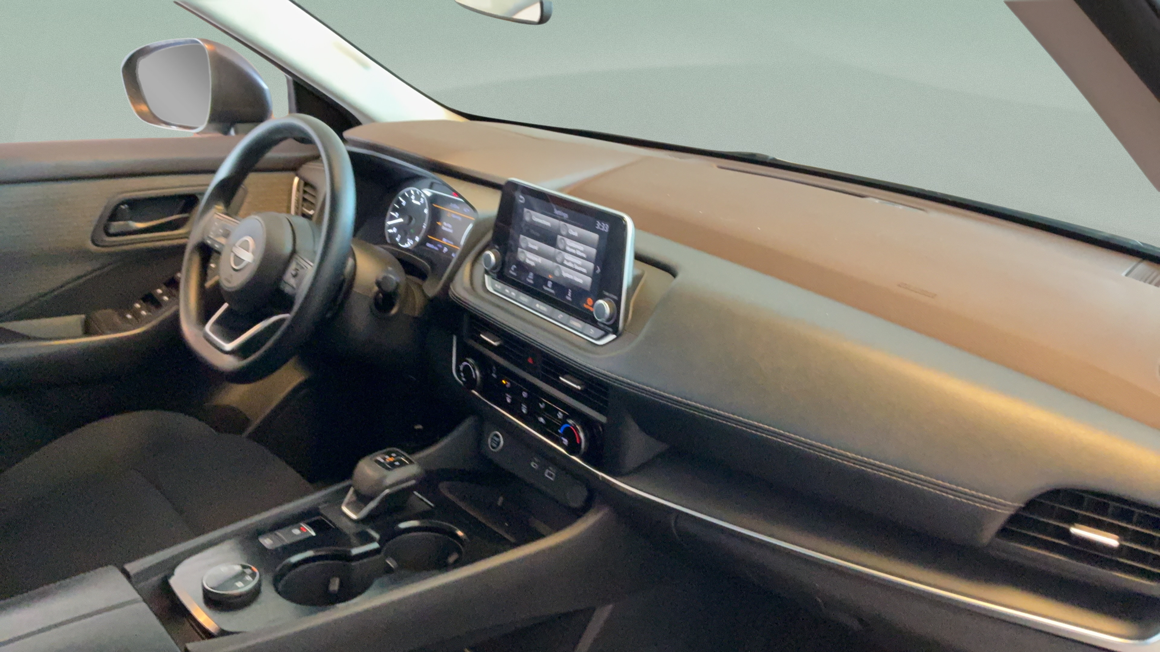 Used 2023 Nissan Rogue S AWD/4WD image 36