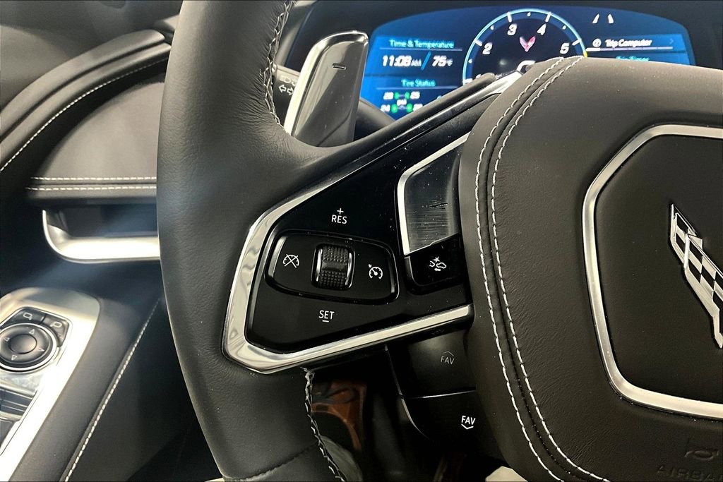 Used 2025 Chevrolet Corvette Stingray Coupe w/ 1LT image 15