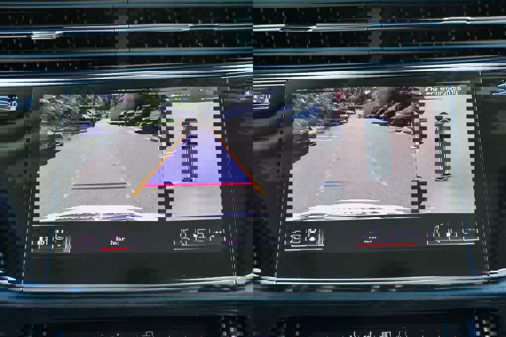 Used 2025 Audi Q7 3.0T Premium Plus w/ Premium Plus Package image 23