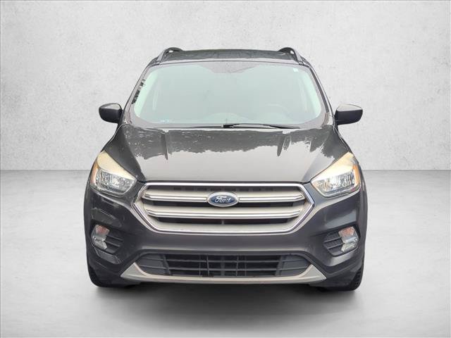 Used 2018 Ford Escape SE FWD image 2
