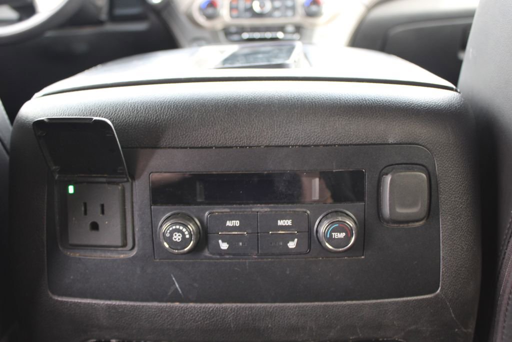 Used 2020 GMC Yukon XL Denali RWD image 21