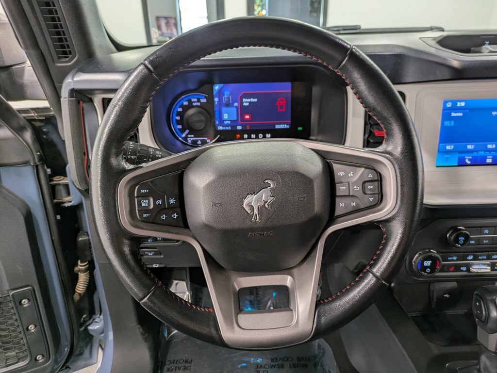 Used 2023 Ford Bronco Heritage Edition AWD/4WD image 22