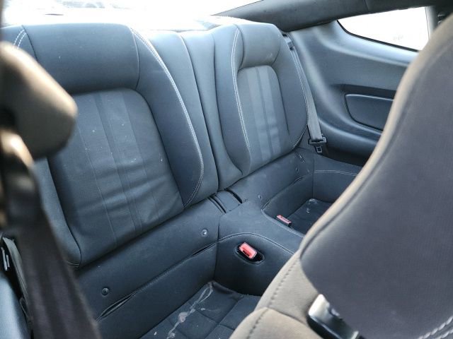 Used 2018 Ford Mustang EcoBoost image 17