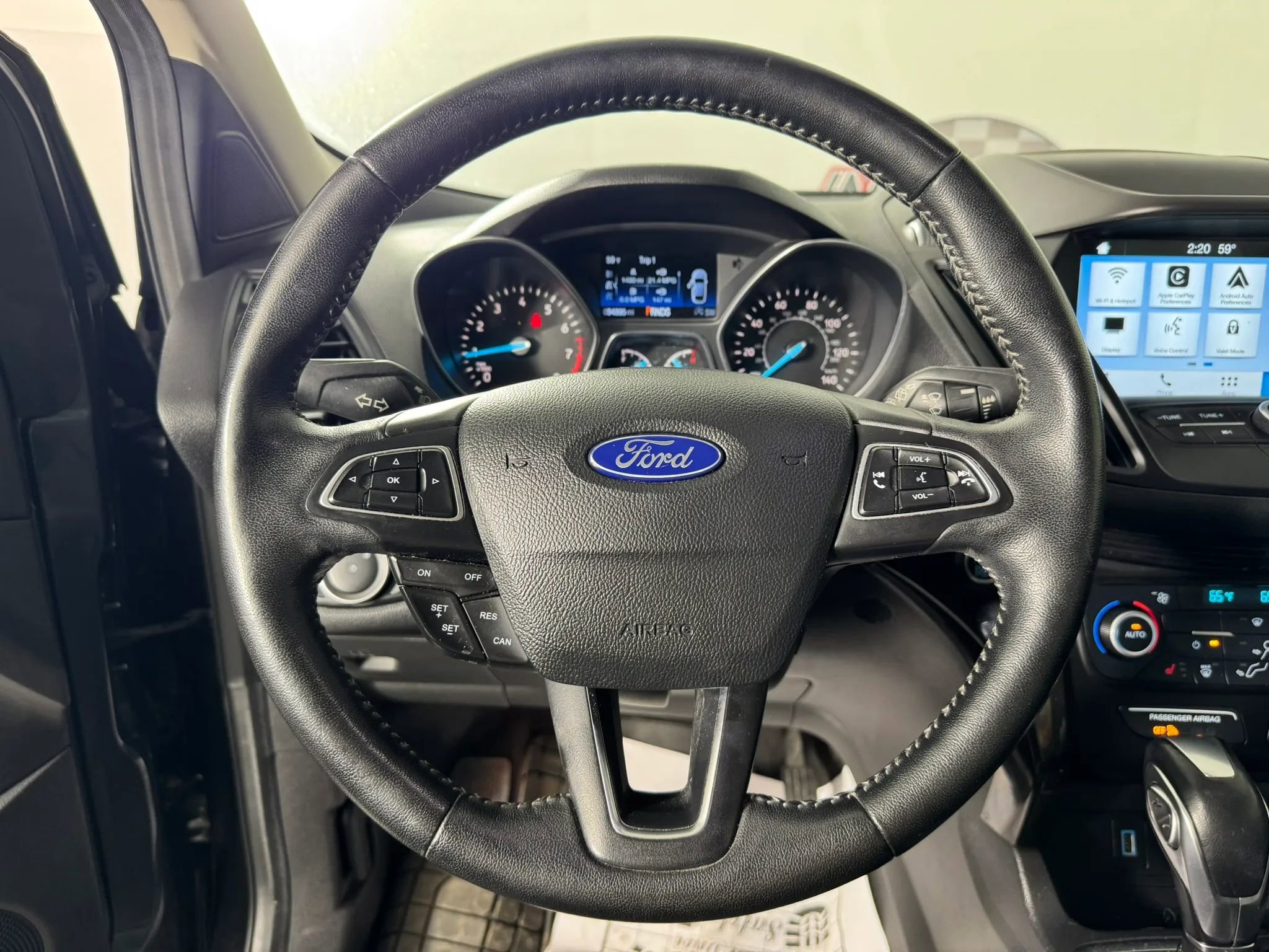Used 2019 Ford Escape SE FWD image 13