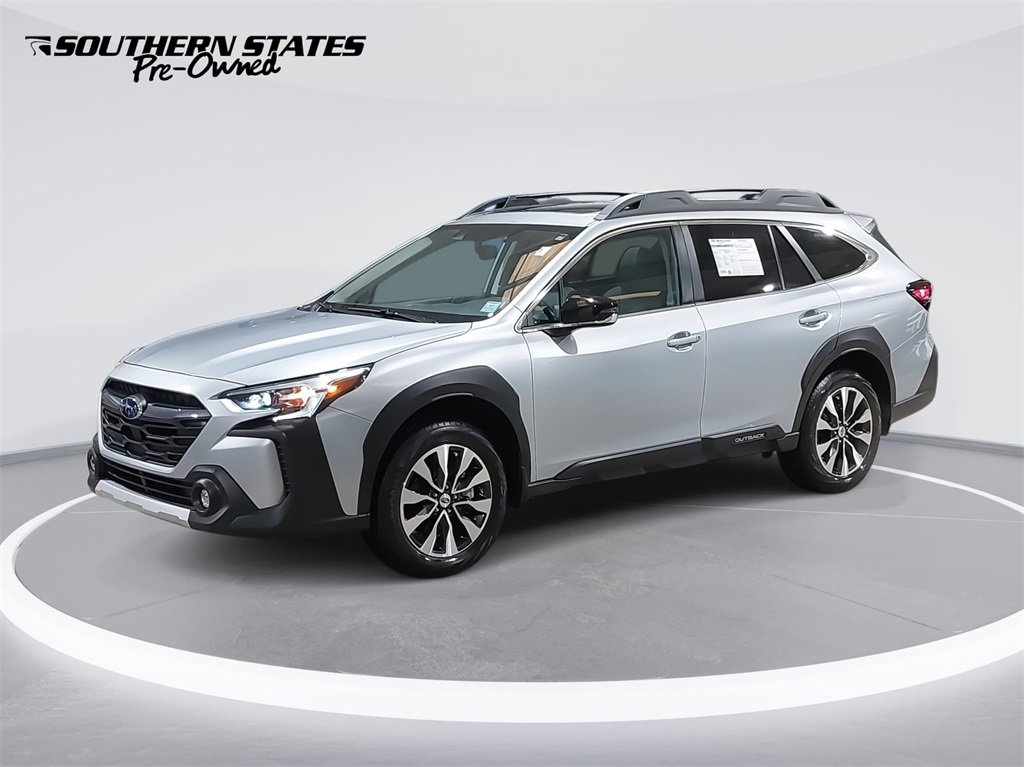 Used 2023 Subaru Outback Limited image 1