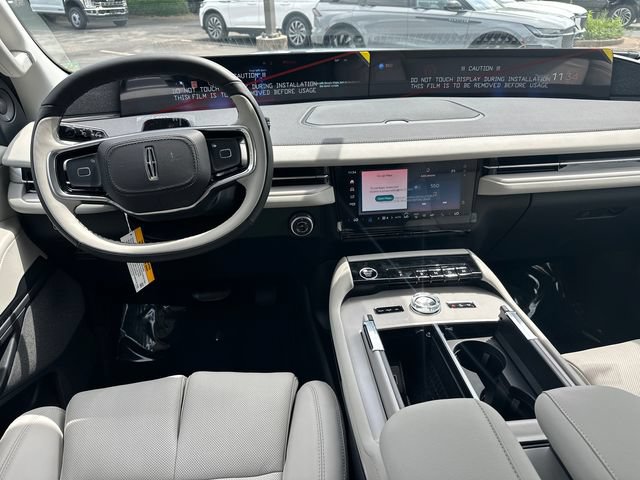 New 2026 Lincoln Navigator Reserve AWD/4WD image 23
