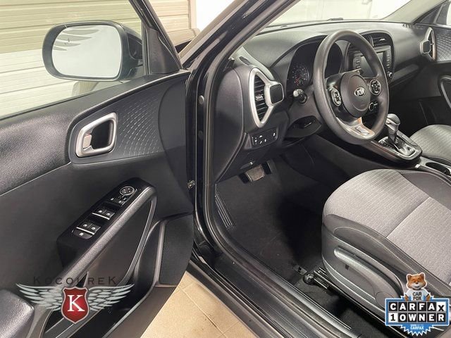 Used 2020 Kia Soul S image 11