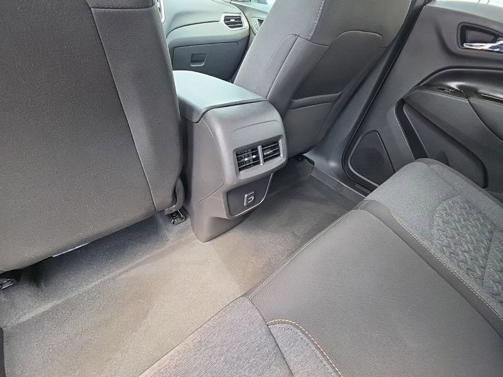 Used 2023 Chevrolet Equinox LT AWD/4WD image 29