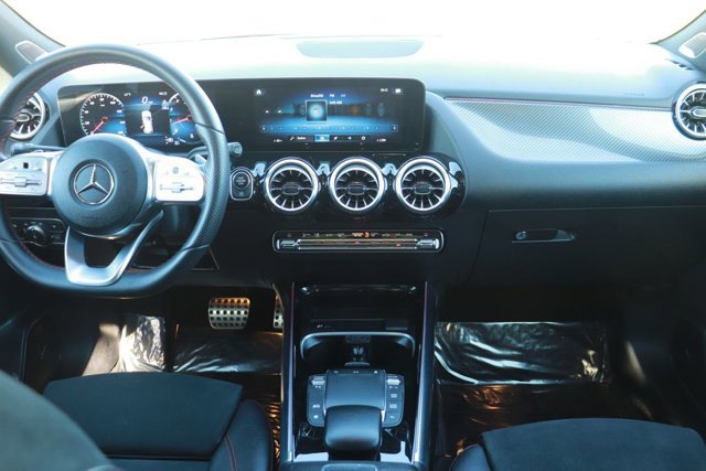 Used 2023 Mercedes-Benz GLA 250 image 14