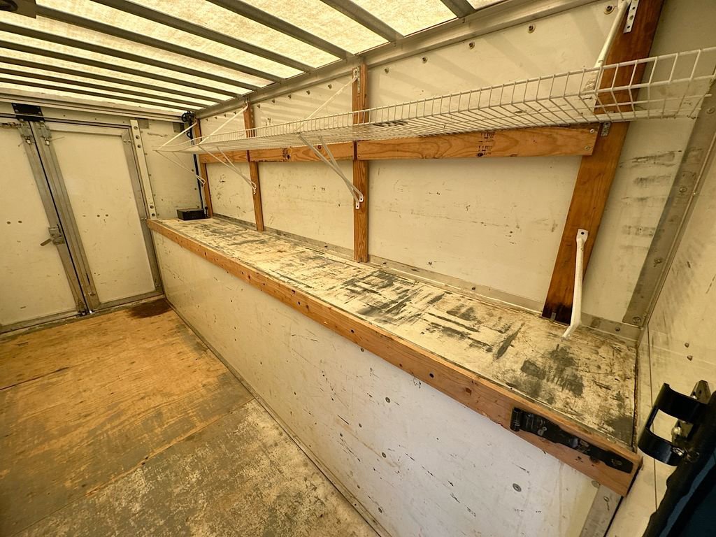 Used 2016 Chevrolet Express 3500 image 13