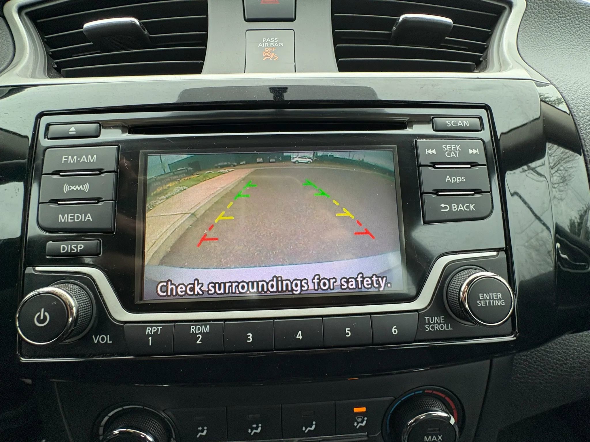 Used 2016 Nissan Sentra SV image 17