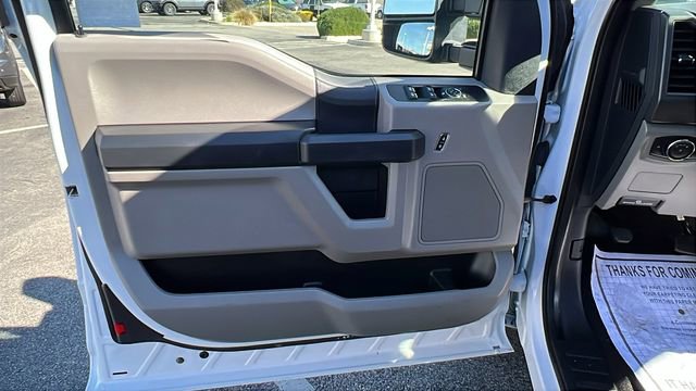 Used 2022 Ford F250 XL w/ Power Equipment Group image 17