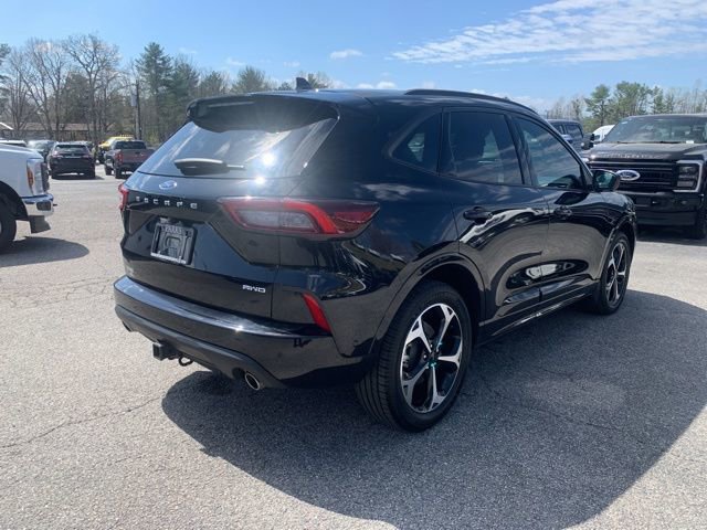 Certified 2023 Ford Escape ST-Line Elite w/ Premium Technology Package AWD/4WD image 9
