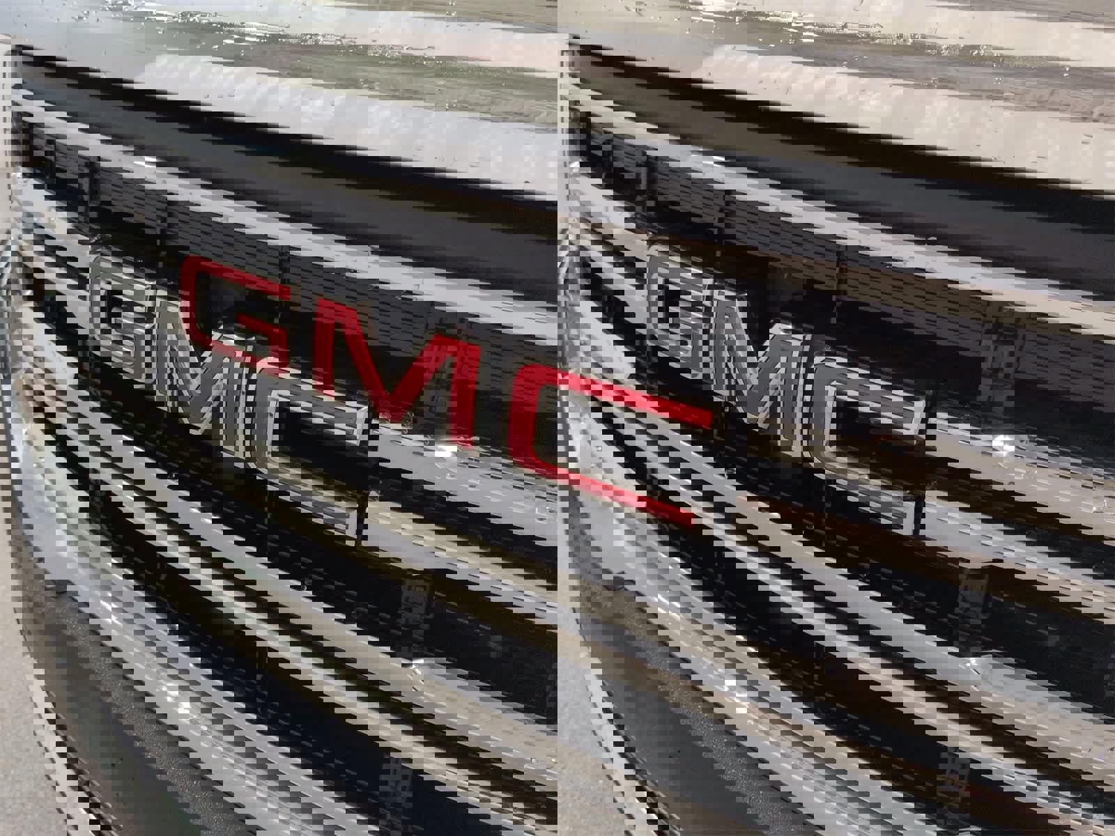 Used 2020 GMC Acadia SLE image 13