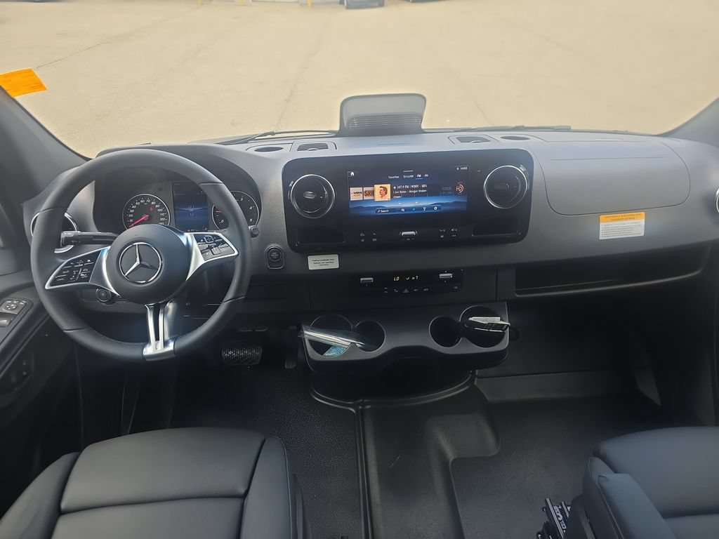 New 2026 Mercedes-Benz Sprinter 2500 image 12