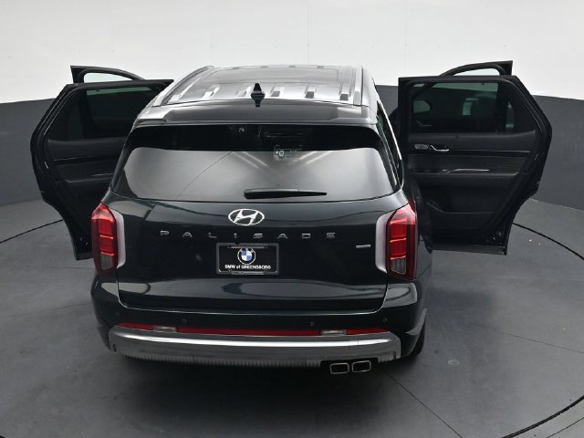 Used 2025 Hyundai Palisade Calligraphy AWD/4WD image 42