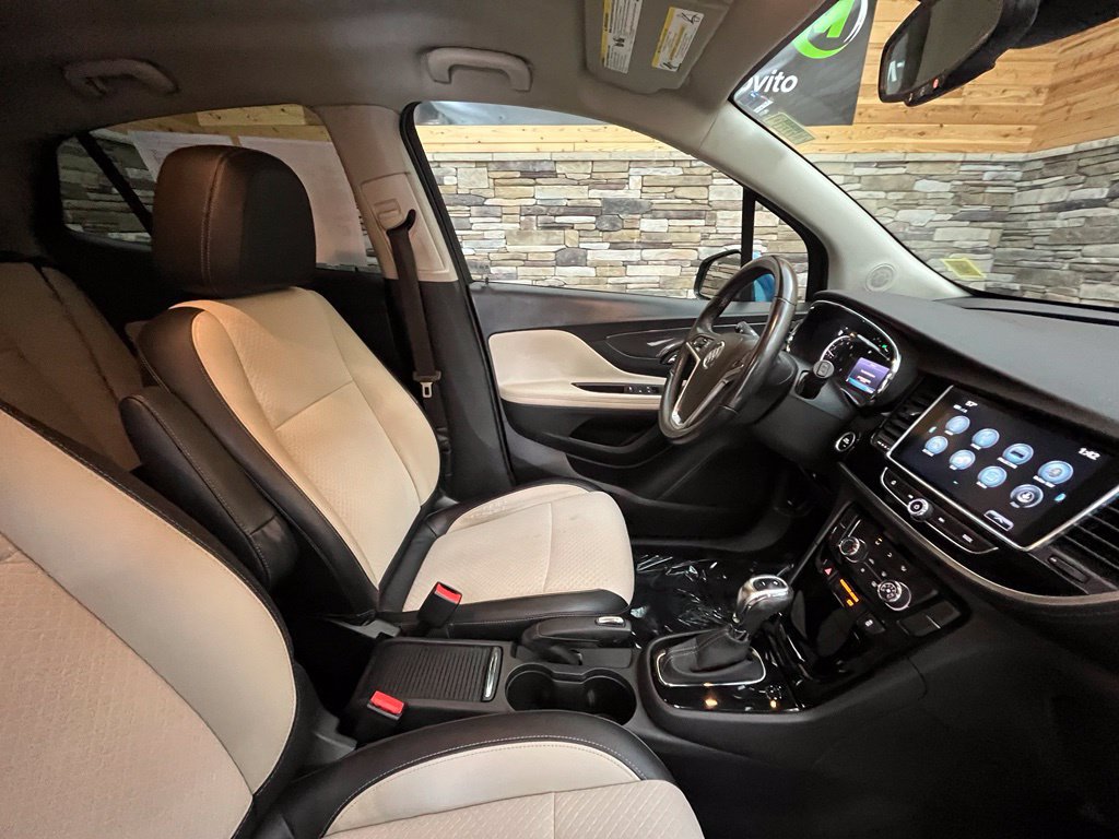 Used 2019 Buick Encore Preferred AWD/4WD image 28