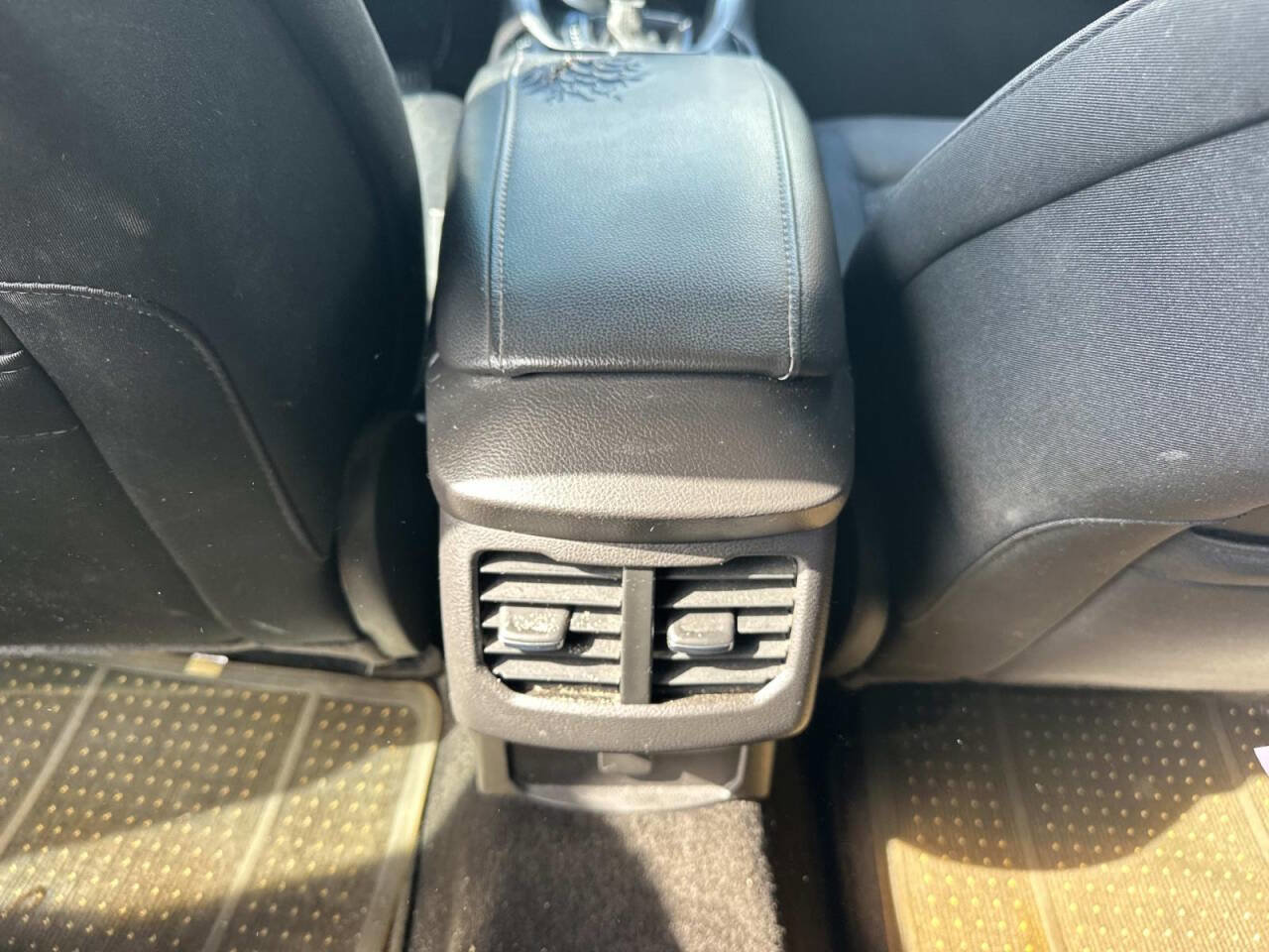 Used 2014 Ford Fusion SE image 9