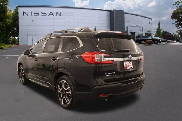 Used 2023 Subaru Ascent Limited w/ Technology Package AWD/4WD image 5