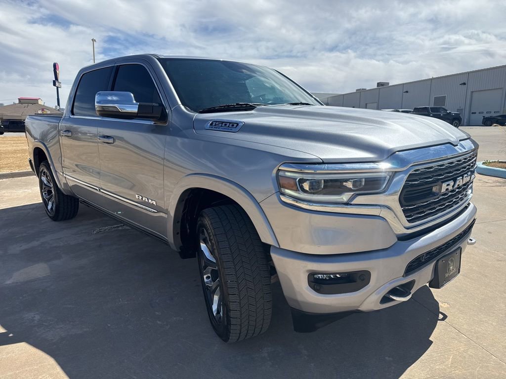 Used 2023 RAM 1500 Limited w/ Body Color Bumper Group AWD/4WD image 7
