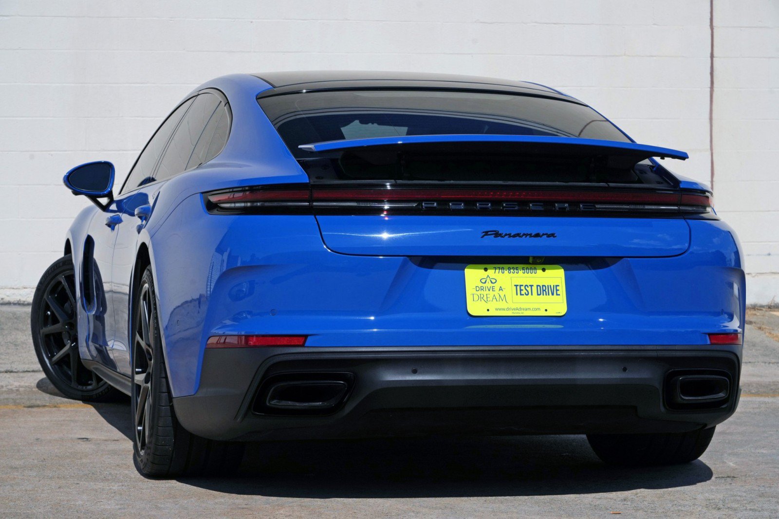 Used 2025 Porsche Panamera w/ Premium Package RWD image 6