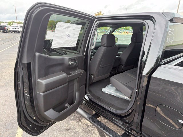New 2026 Chevrolet Silverado 1500 Custom w/ Turbomax Blackout Package AWD/4WD image 19