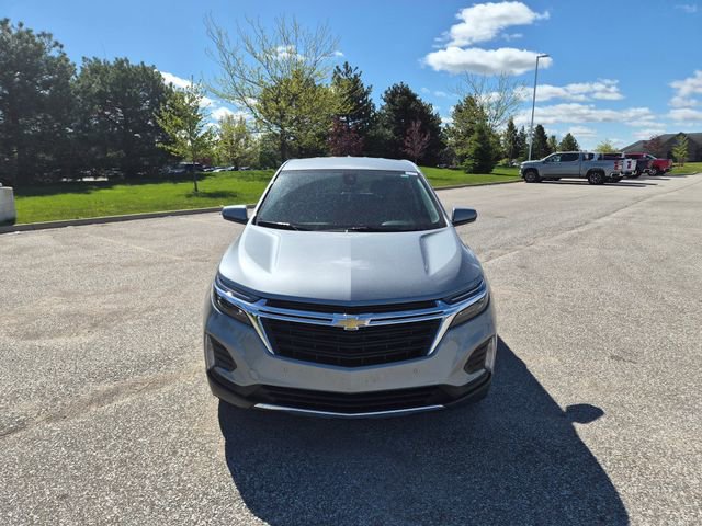 Used 2024 Chevrolet Equinox LT FWD image 2