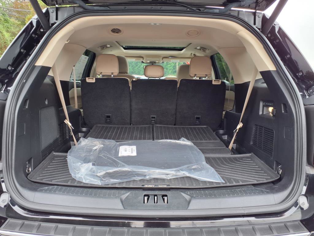 Used 2021 Ford Explorer Limited w/ Hybrid Equipment Group 310A image 21