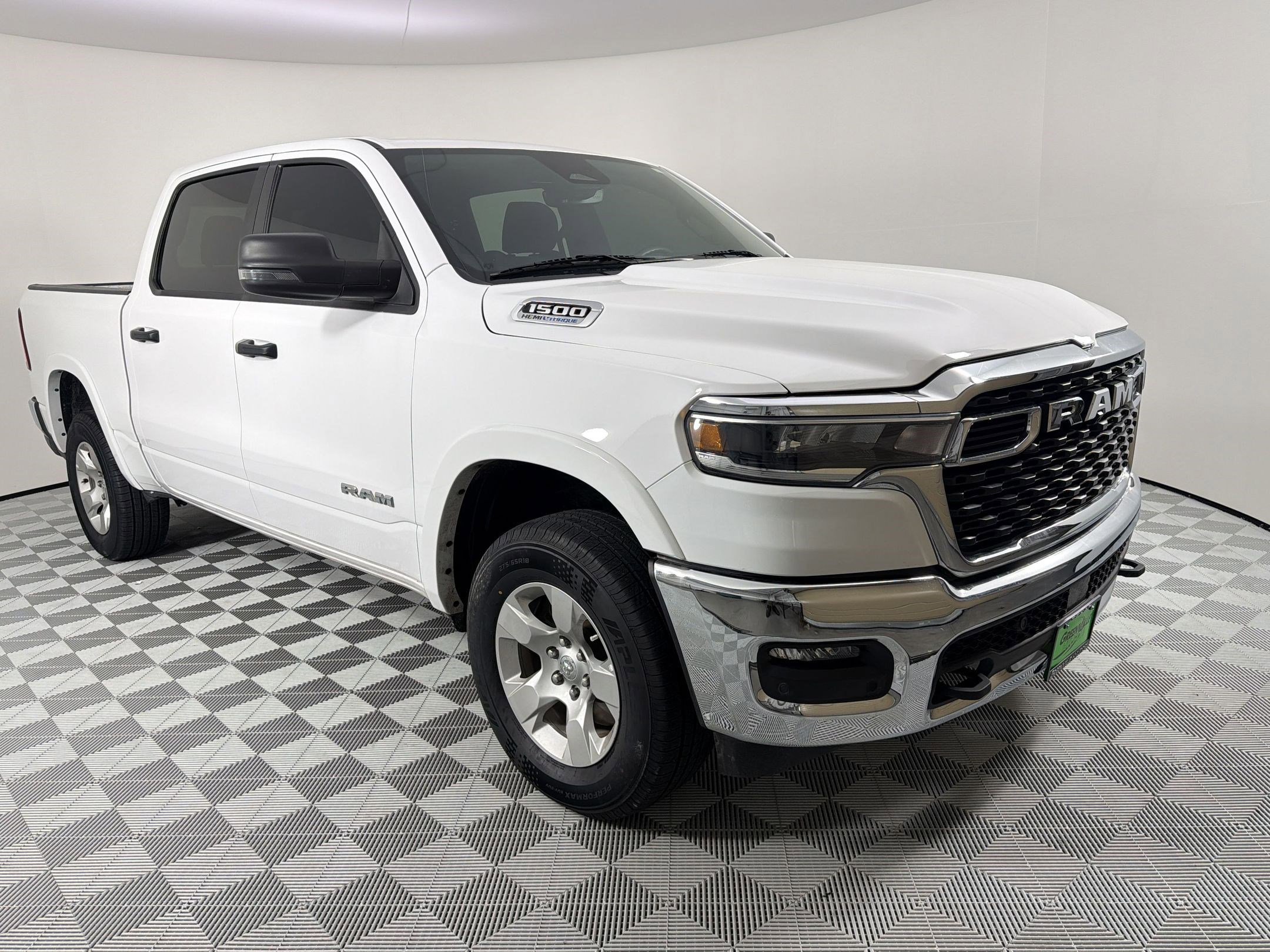 Used 2025 RAM 1500 Lone Star image 7