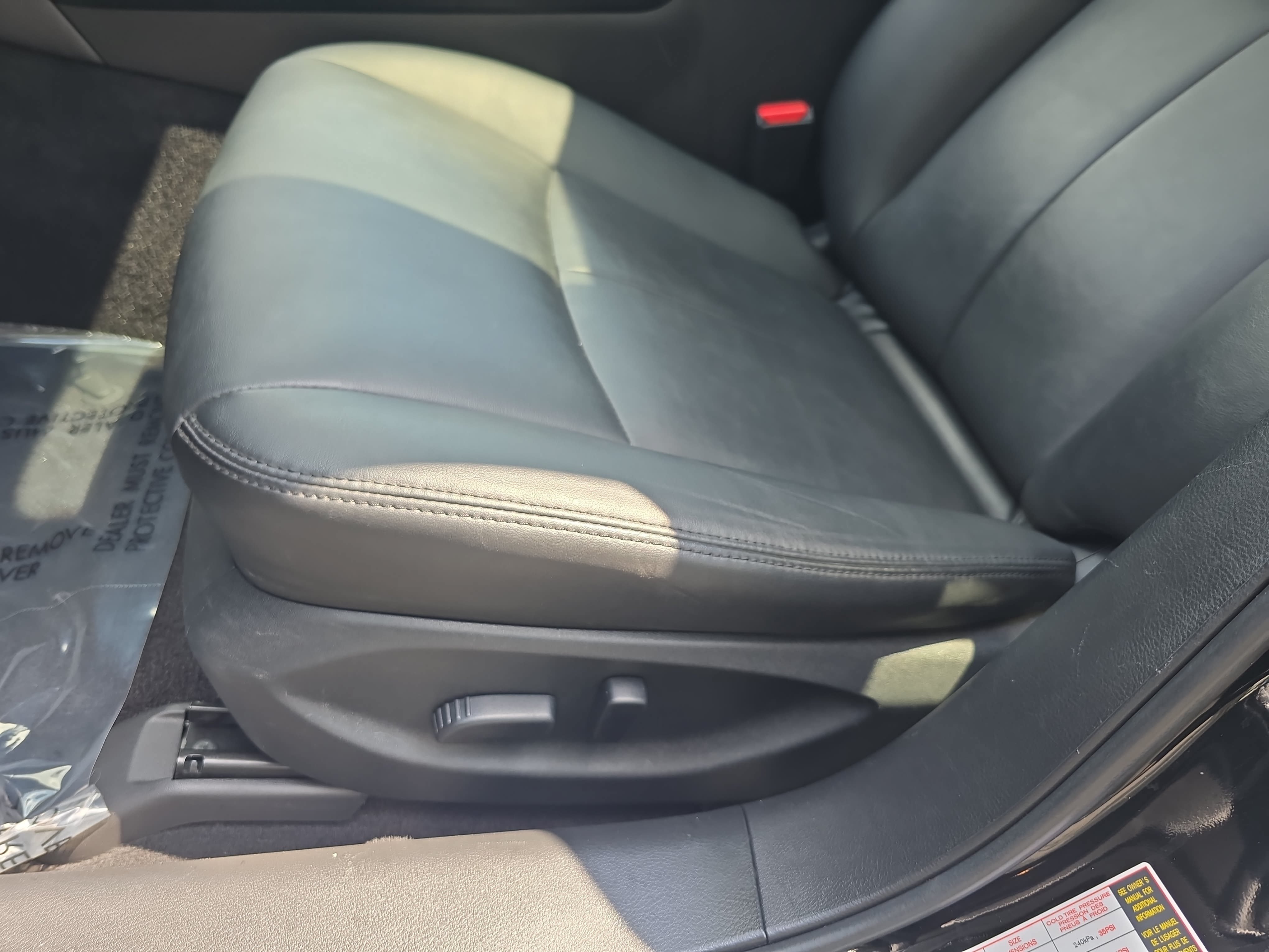 Used 2017 INFINITI Q50 2.0t w/ Moonroof Package RWD image 29