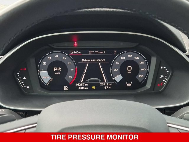 Used 2023 Audi Q3 2.0T Premium Plus w/ Premium Plus Package AWD/4WD image 22