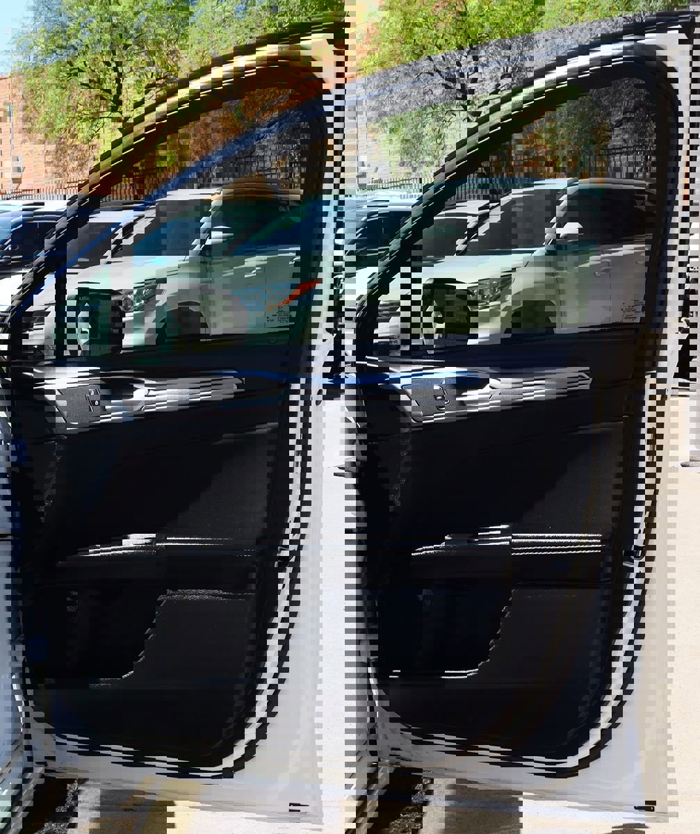 Used 2020 Ford Fusion SE image 29