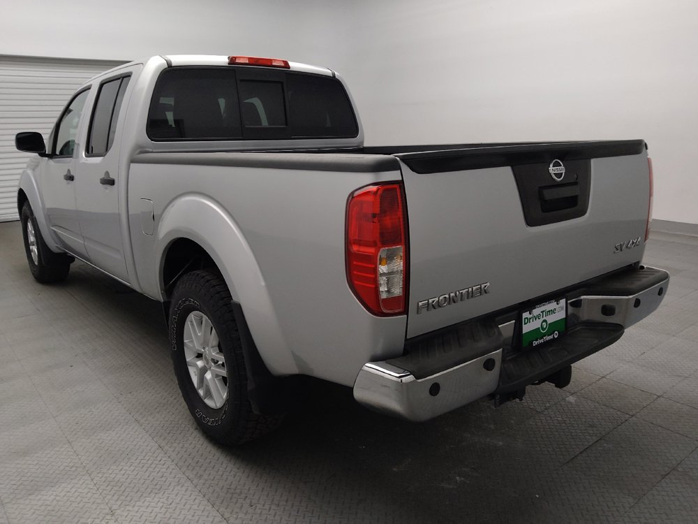 Used 2015 Nissan Frontier SV w/ SV Value Truck Package AWD/4WD image 5