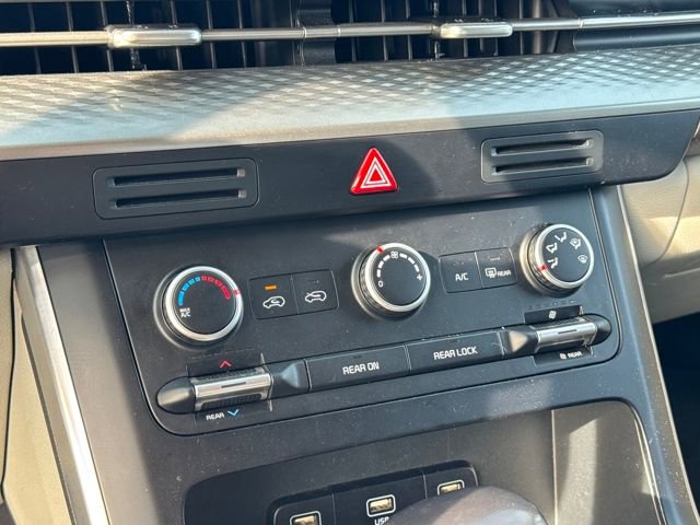 Used 2022 Kia Carnival LX image 20