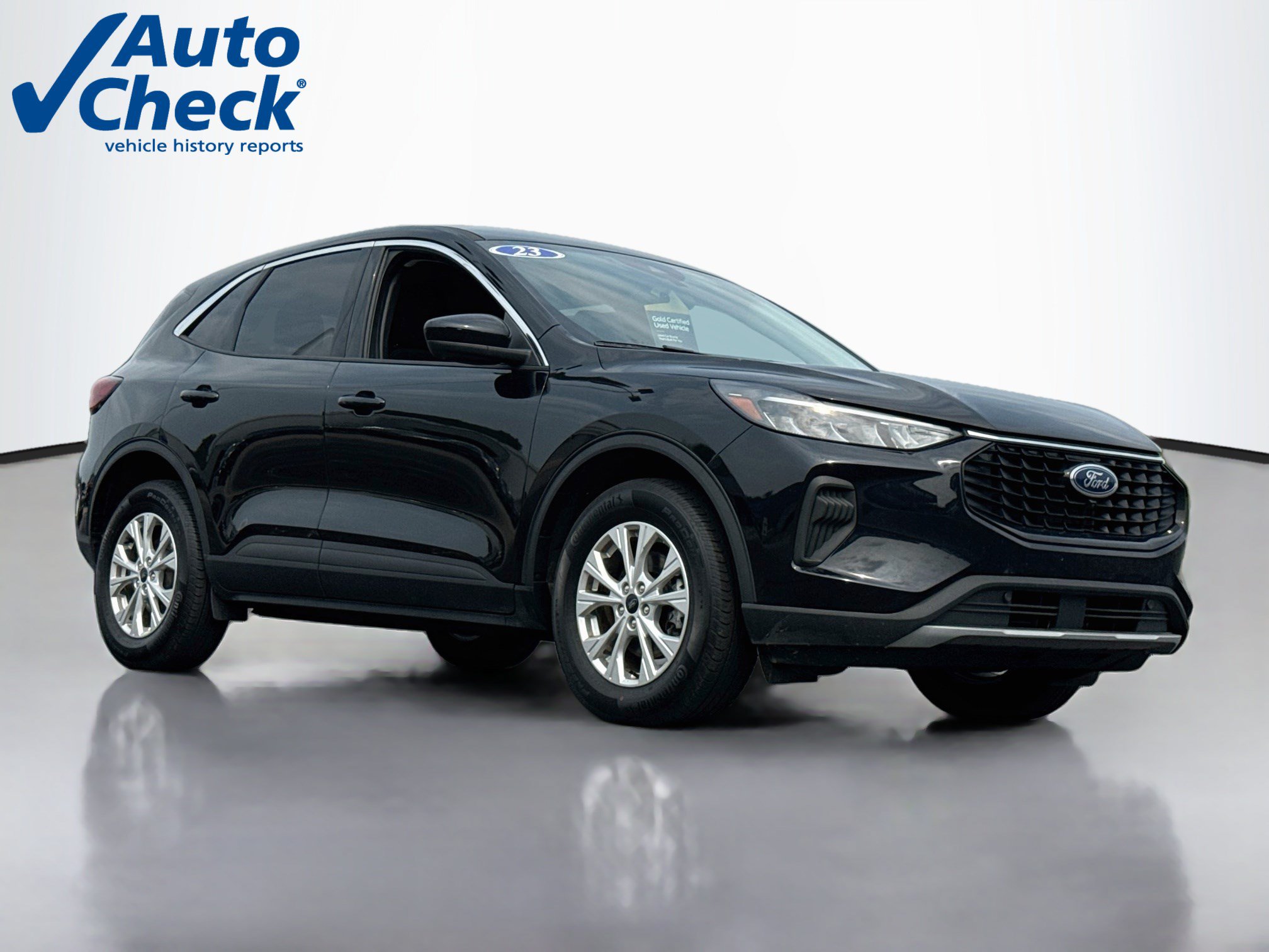 Used 2023 Ford Escape Active w/ Tech Pack #2 AWD/4WD image 1