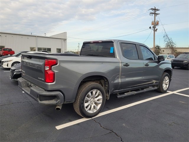 Used 2020 Chevrolet Silverado 1500 Custom w/ Infotainment Package image 3