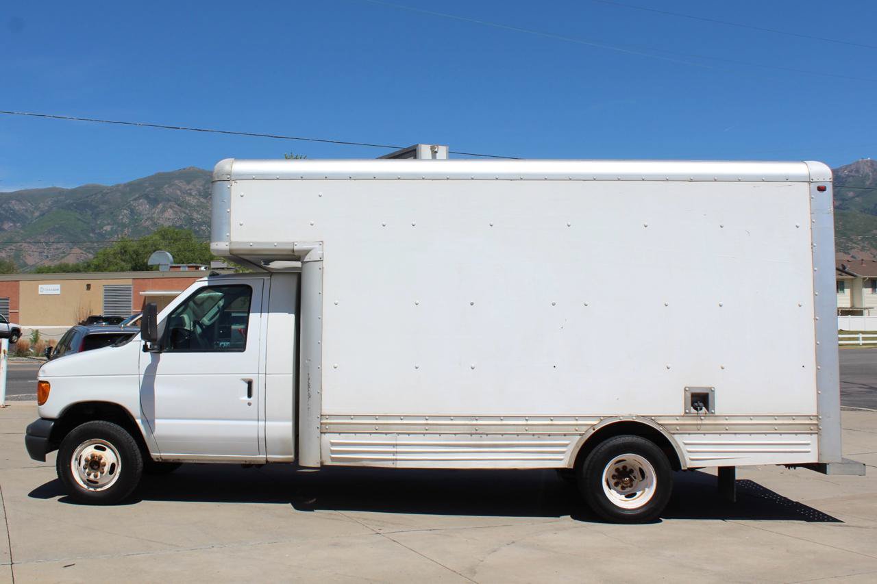 Used 2007 Ford E-450 and Econoline 450 RWD image 12