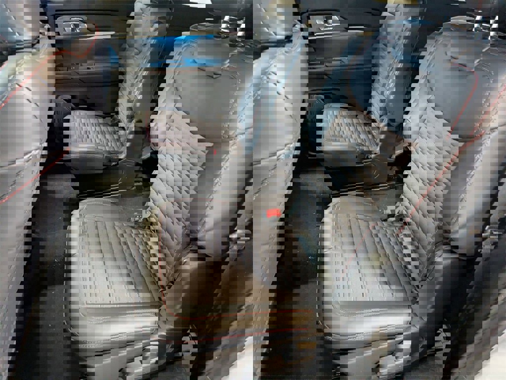 New 2026 Ford Explorer ST-Line w/ ST-Line Street Pack image 19