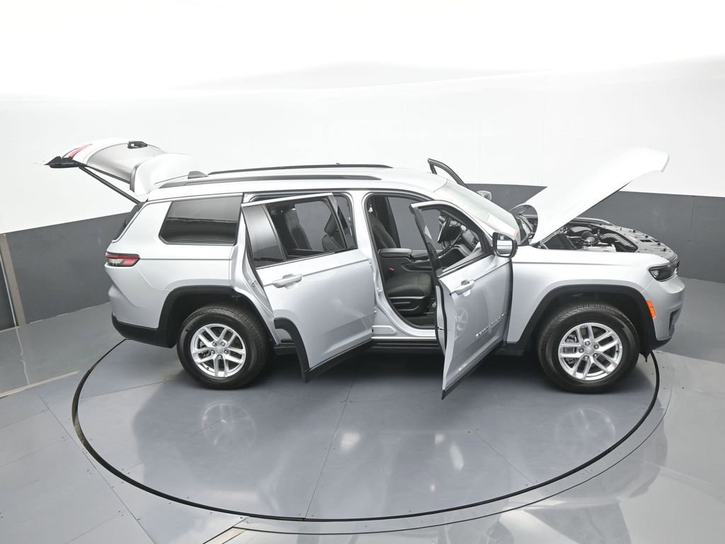 Used 2024 Jeep Grand Cherokee L Laredo w/ Luxury Tech Group I image 71