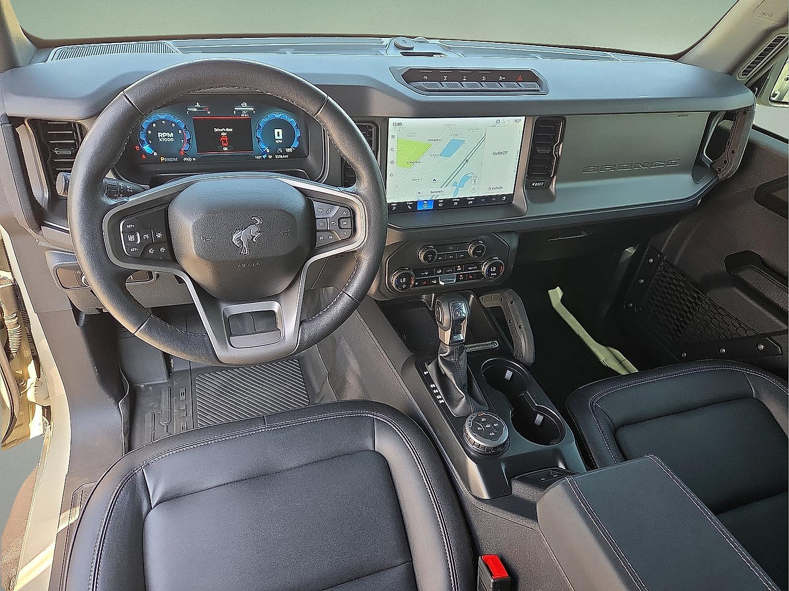 Used 2025 Ford Bronco Badlands AWD/4WD image 6