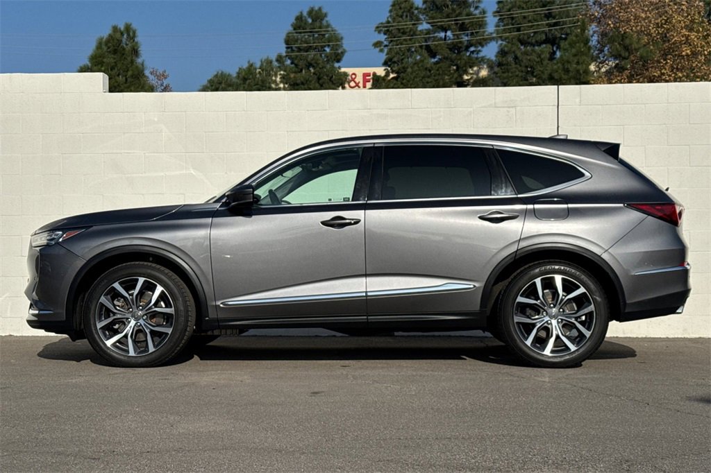 Used 2023 Acura MDX SH-AWD w/ Technology Package image 10