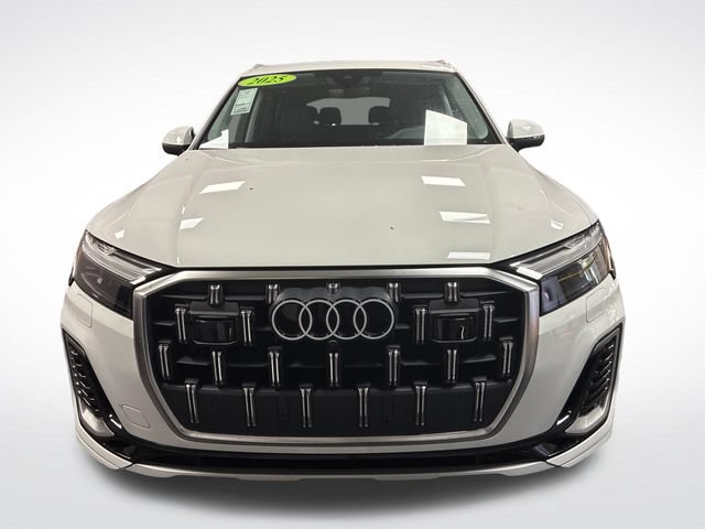 Used 2025 Audi Q7 3.0T Premium Plus AWD/4WD image 8