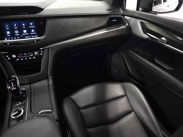 Certified 2022 Cadillac XT5 Sportv w/ Technology Package image 23