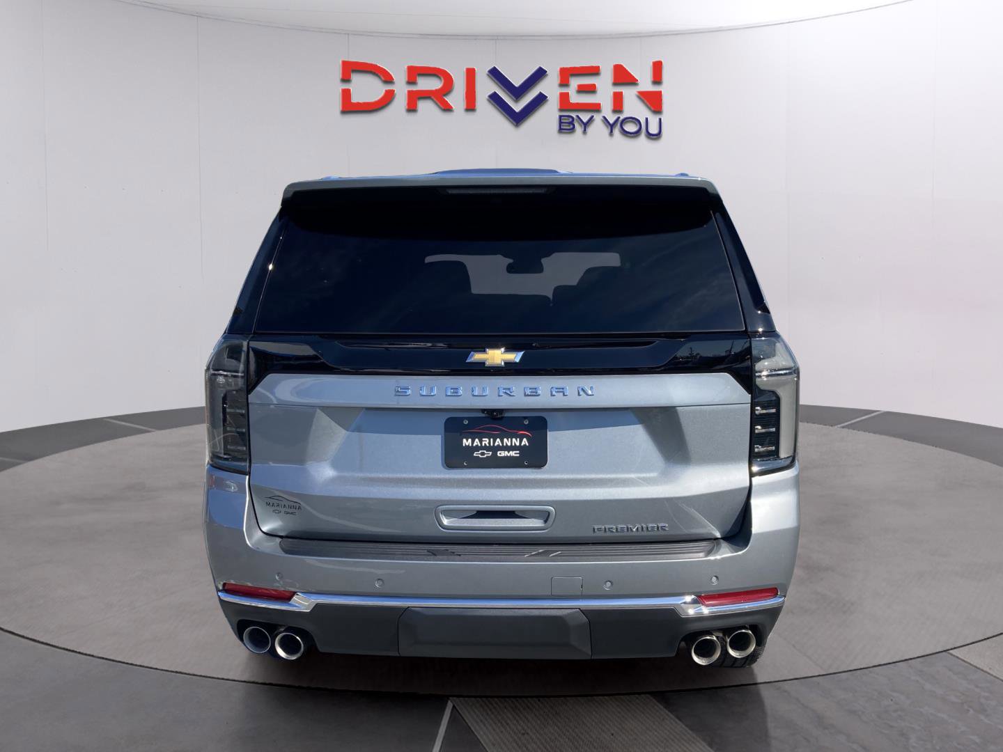 New 2026 Chevrolet Suburban Premier image 4