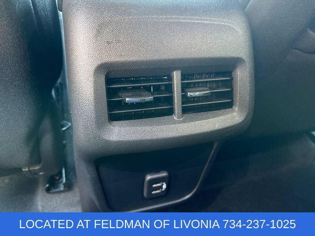 Used 2024 Chevrolet Equinox LT w/ LPO, Floor Liner Package FWD image 20