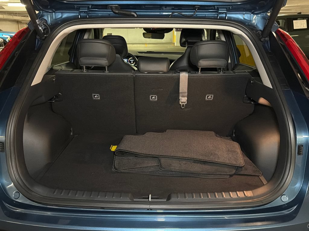 Certified 2024 Kia Niro Wind w/ Wind Preserve Package FWD image 6